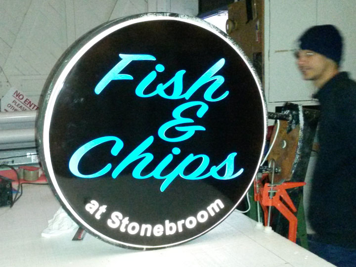 Illuminated fastfood signage