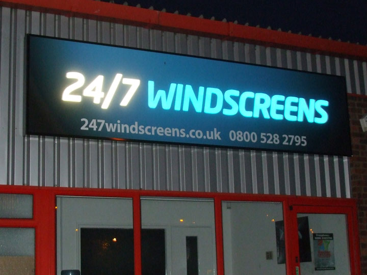 Illuminated signage