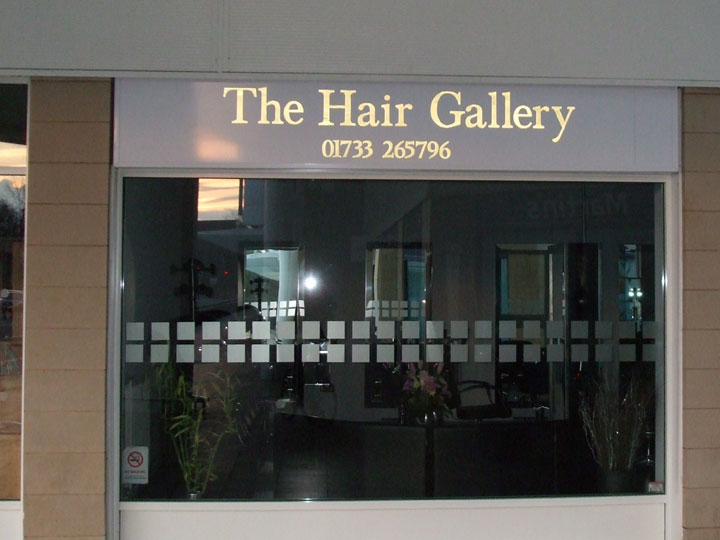Salon signage